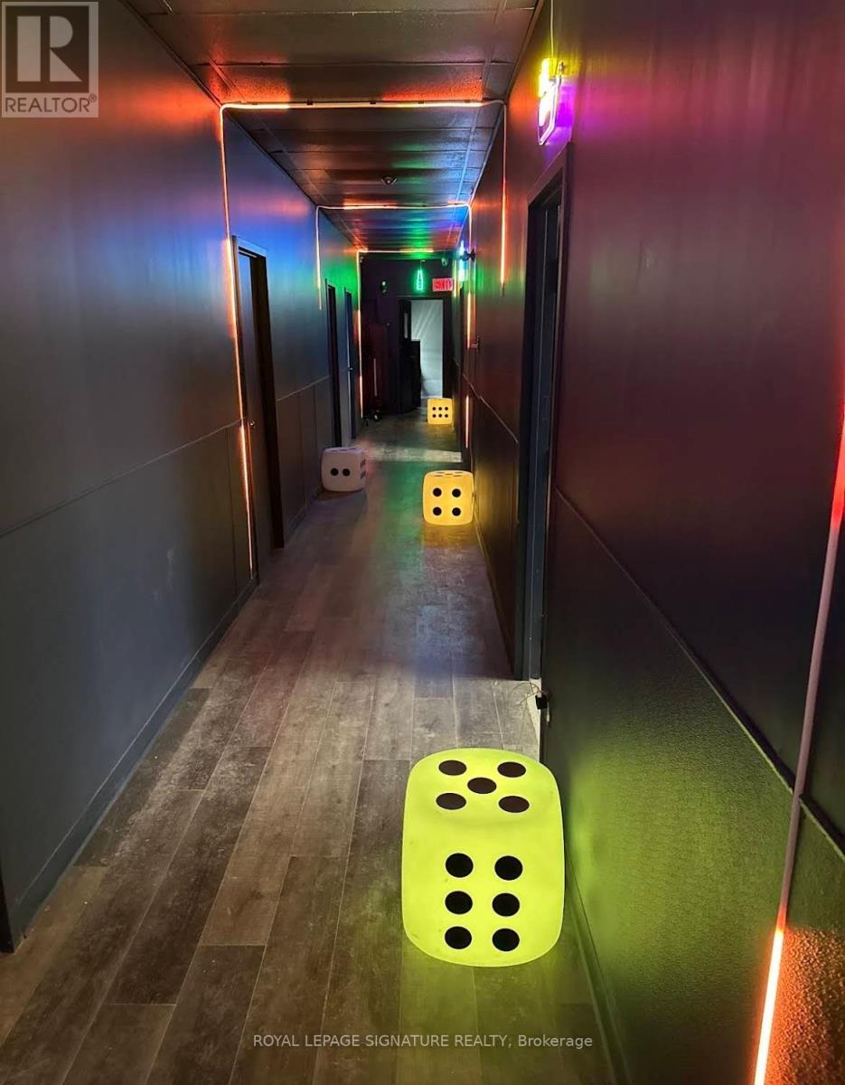 Ground Floor - 8403 Yonge Street, Markham, Ontario  L3T 6R2 - Photo 3 - N12736052