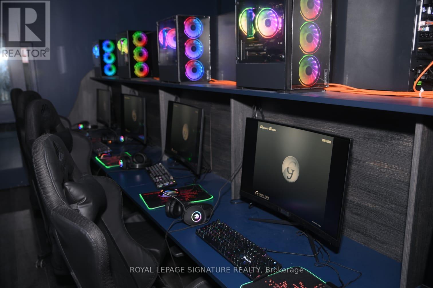 Ground Floor - 8403 Yonge Street, Markham, Ontario  L3T 6R2 - Photo 5 - N12736052