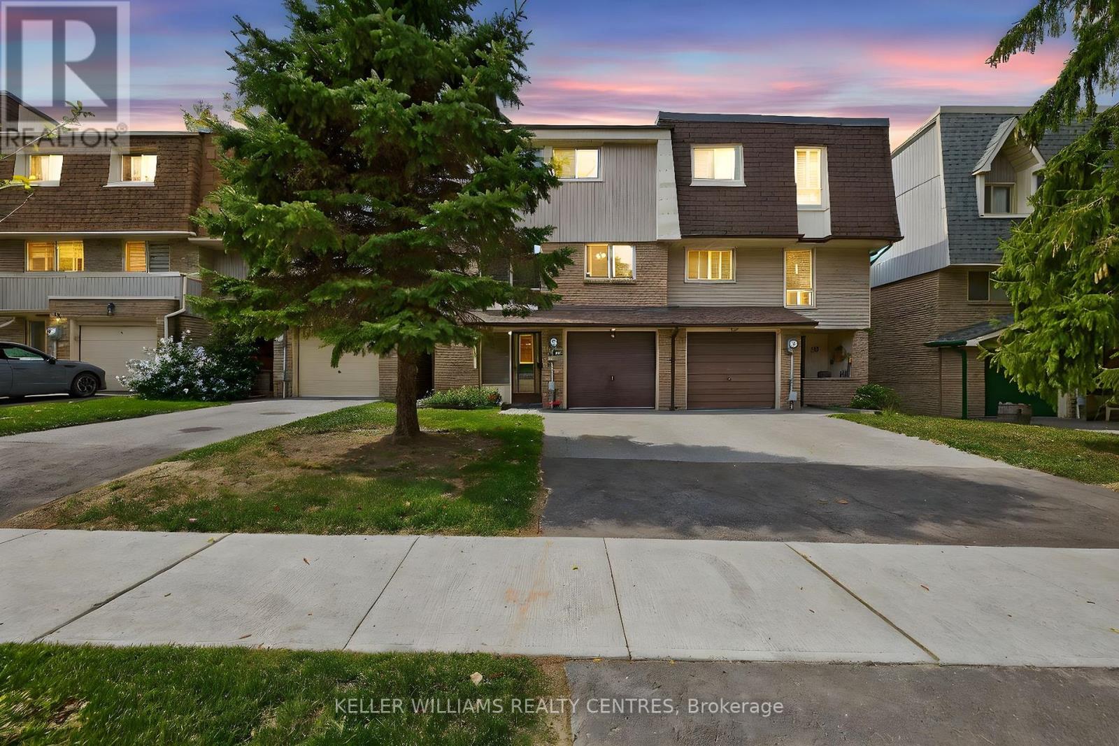 100 POPLAR CRESCENT, Aurora, Ontario