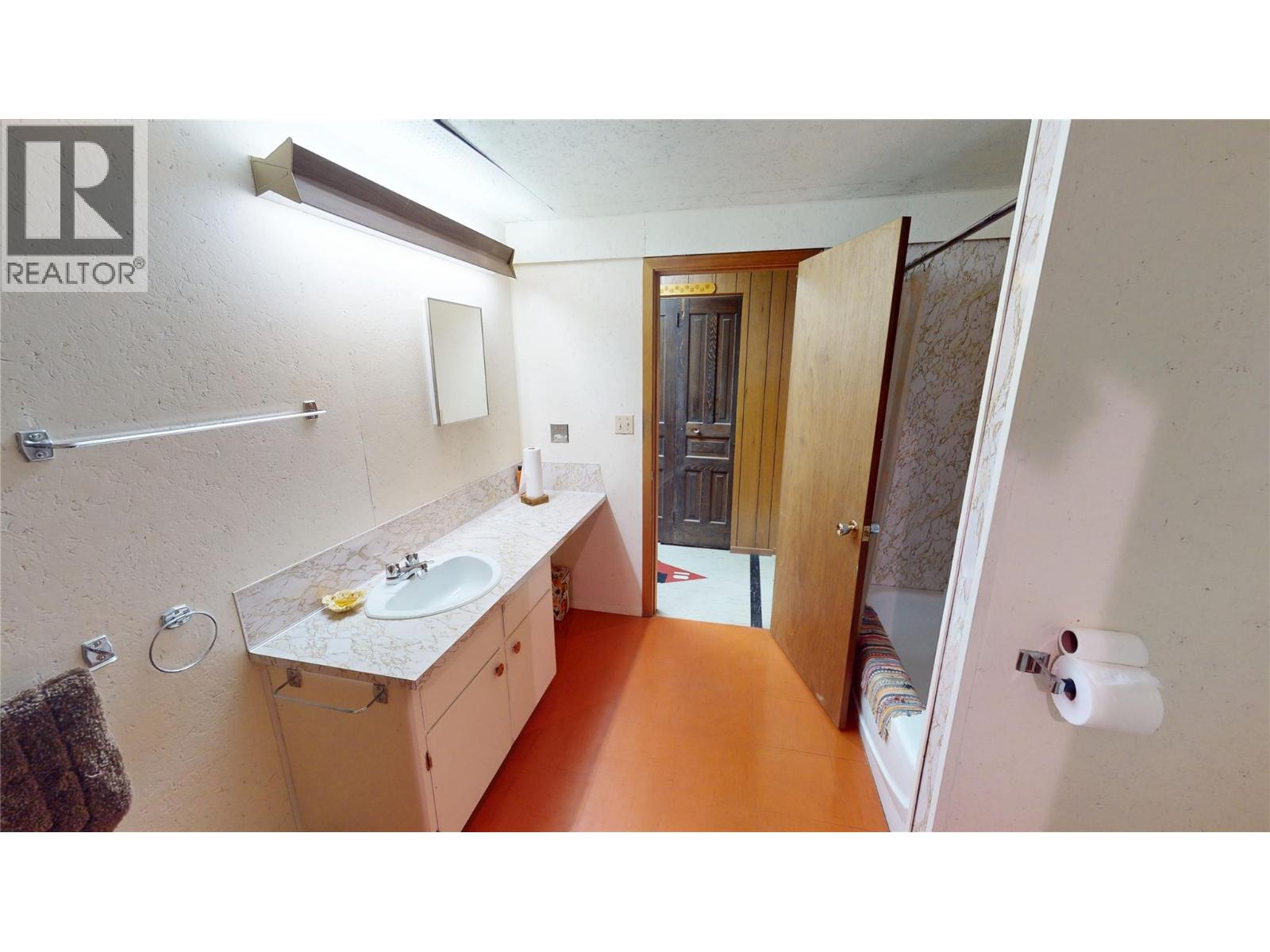 2600 7th Street S, Cranbrook, British Columbia  V1C 1N5 - Photo 15 - 10374134