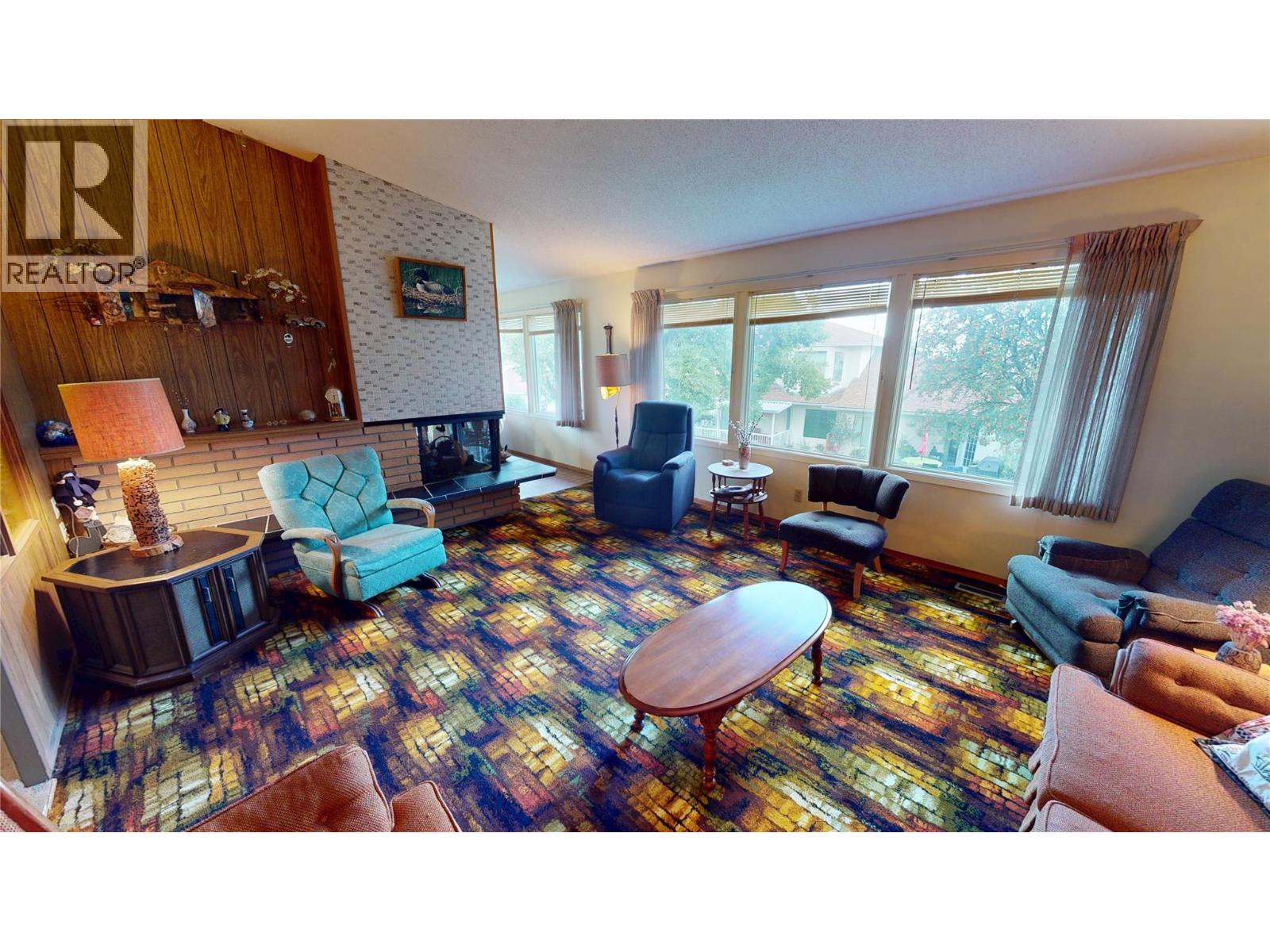 2600 7th Street S, Cranbrook, British Columbia  V1C 1N5 - Photo 3 - 10374134