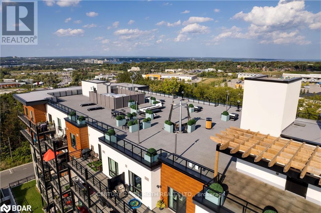 605 - 306 Essa Road, Barrie (0 West), Ontario  L9J 0H5 - Photo 9 - S12736112