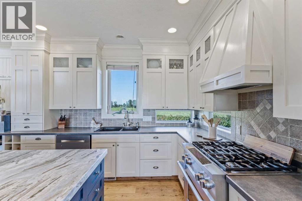 235038 Range Road 253, Rural Wheatland County, Alberta  T1P 1J6 - Photo 13 - A2254143