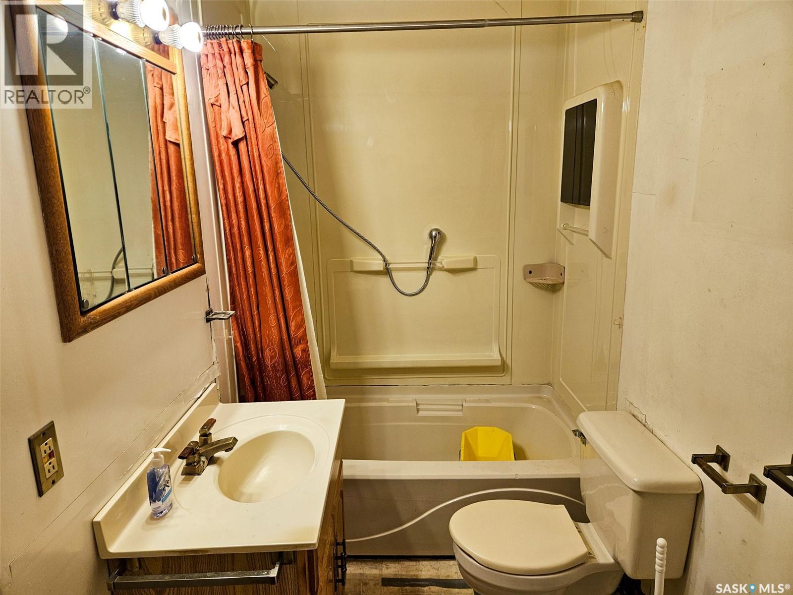 404 Brownlee Street, Herbert, Saskatchewan  S0H 2A0 - Photo 8 - SK027512