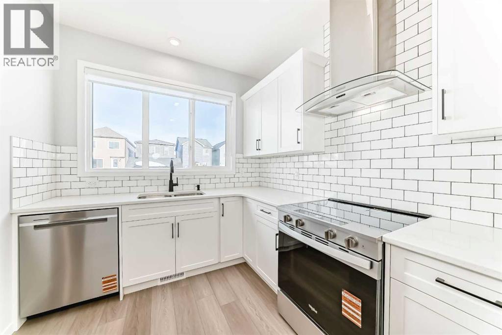 32 Creekview Common Sw, Calgary, Alberta  T2X 5Y6 - Photo 10 - A2281119