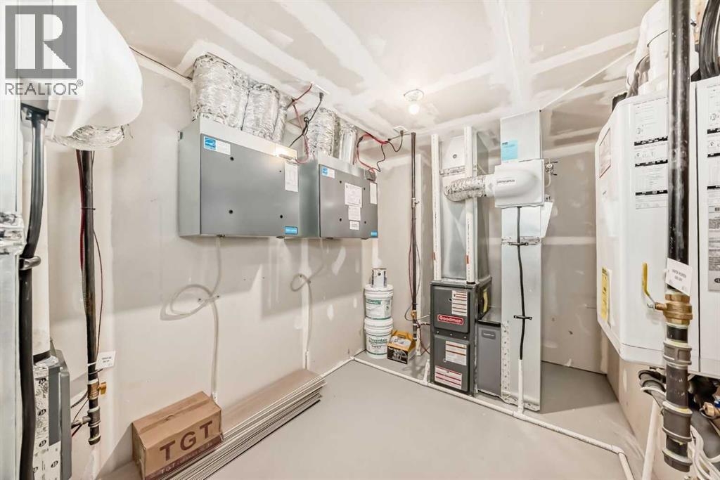 32 Creekview Common Sw, Calgary, Alberta  T2X 5Y6 - Photo 45 - A2281119