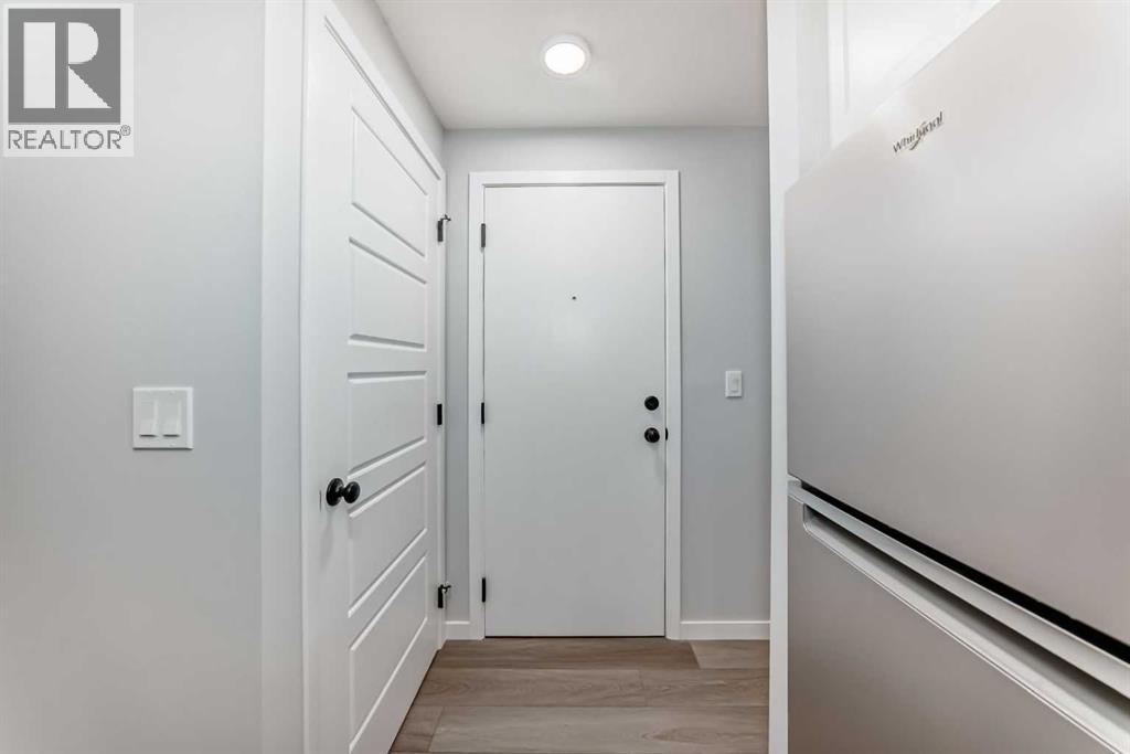 32 Creekview Common Sw, Calgary, Alberta  T2X 5Y6 - Photo 47 - A2281119