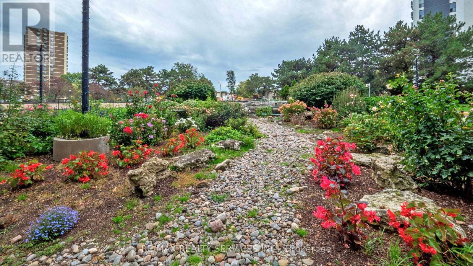 1219 - 551 The West Mall, Toronto, Ontario  M9C 1G7 - Photo 49 - W12736036