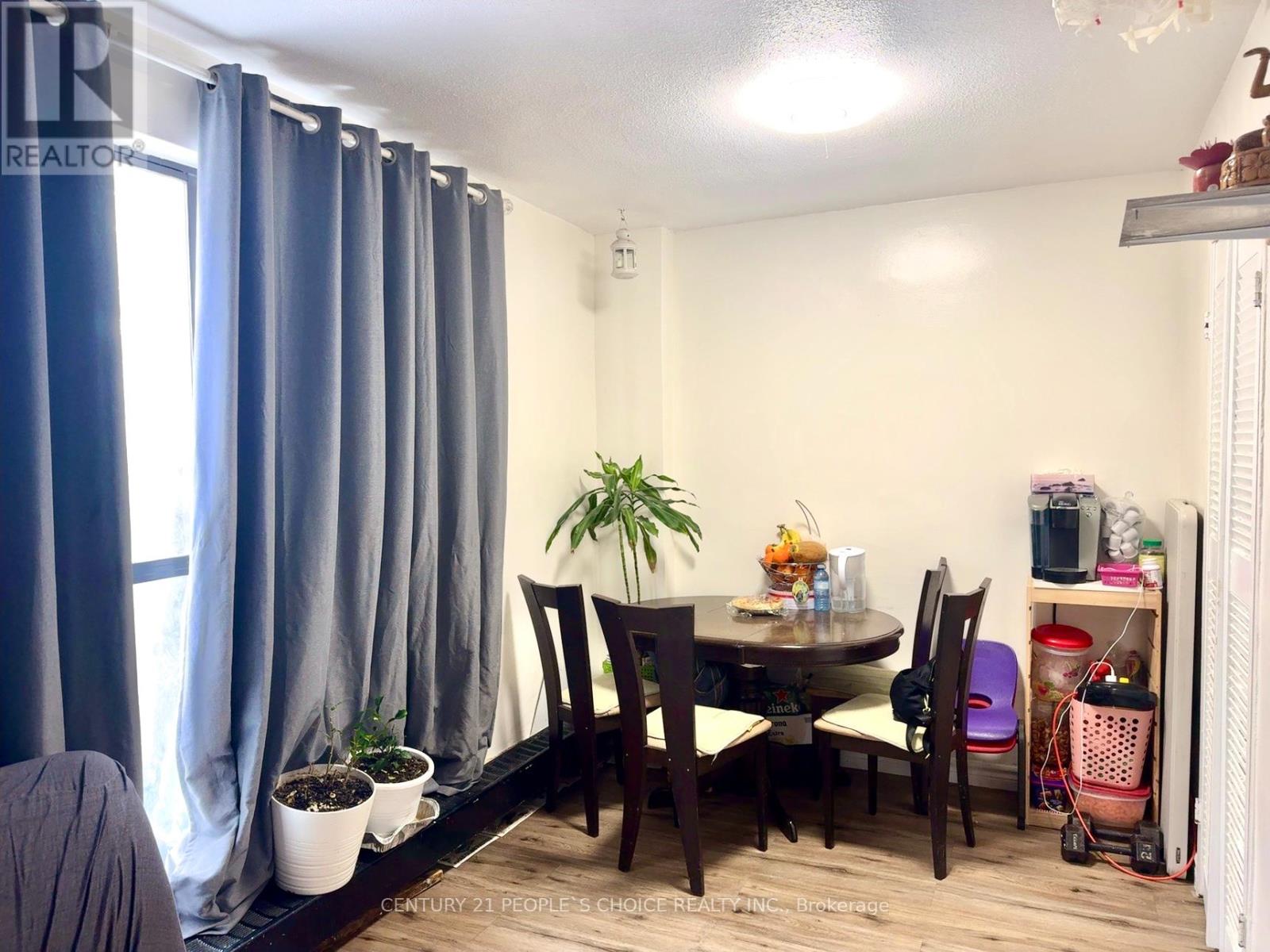 108 - 10 Eddystone Avenue, Toronto, Ontario  M3N 2T2 - Photo 6 - W12736062