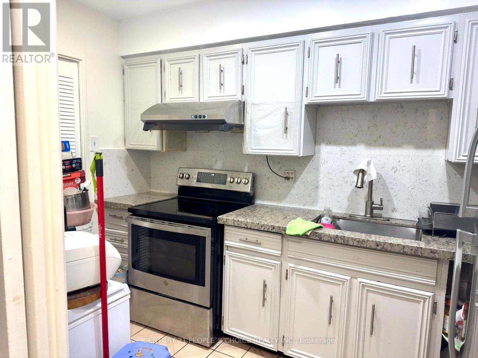 108 - 10 Eddystone Avenue, Toronto, Ontario  M3N 2T2 - Photo 9 - W12736062