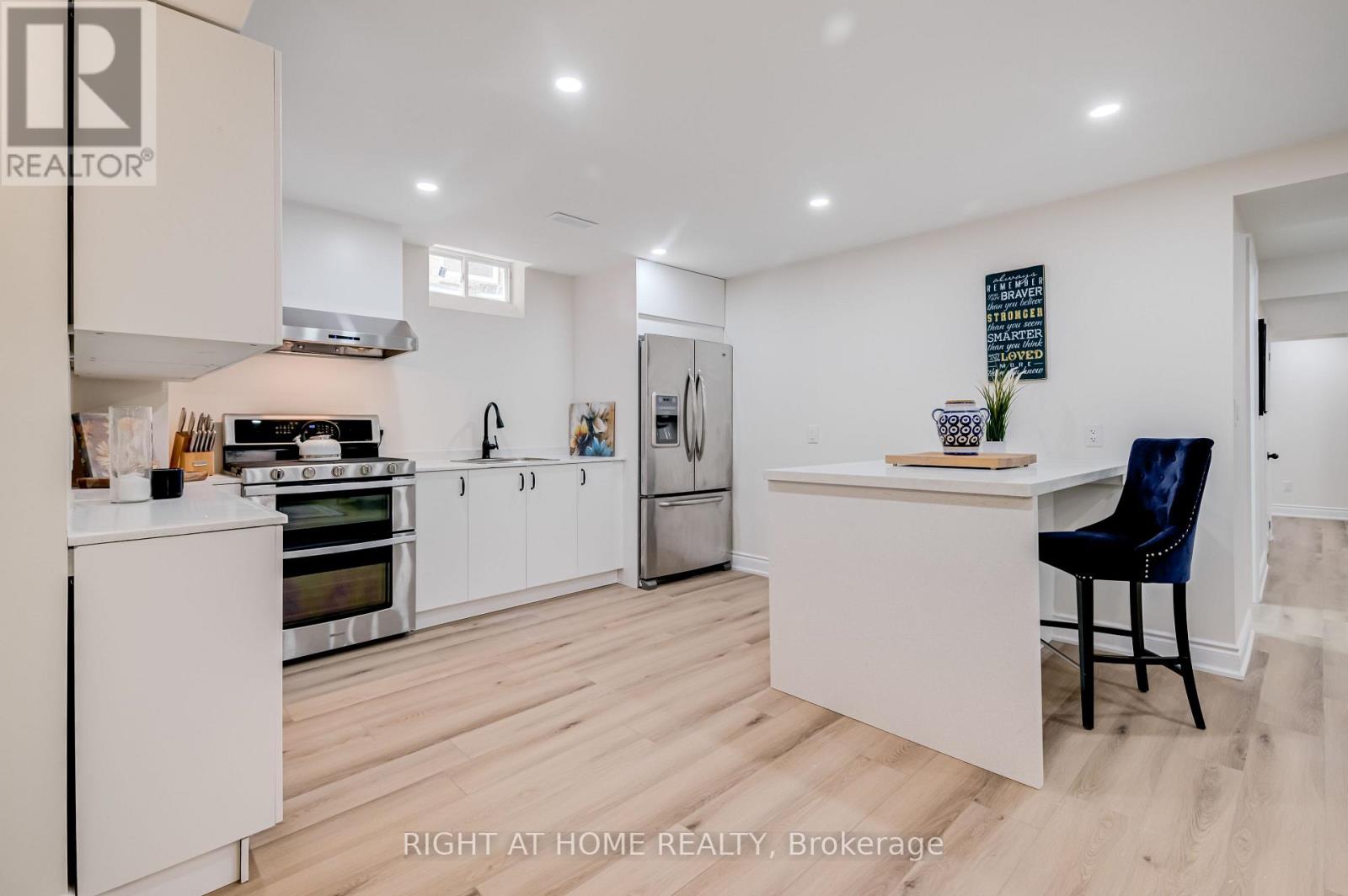 279 Eaton Street, Halton Hills, Ontario  L7G 6N8 - Photo 35 - W12736152