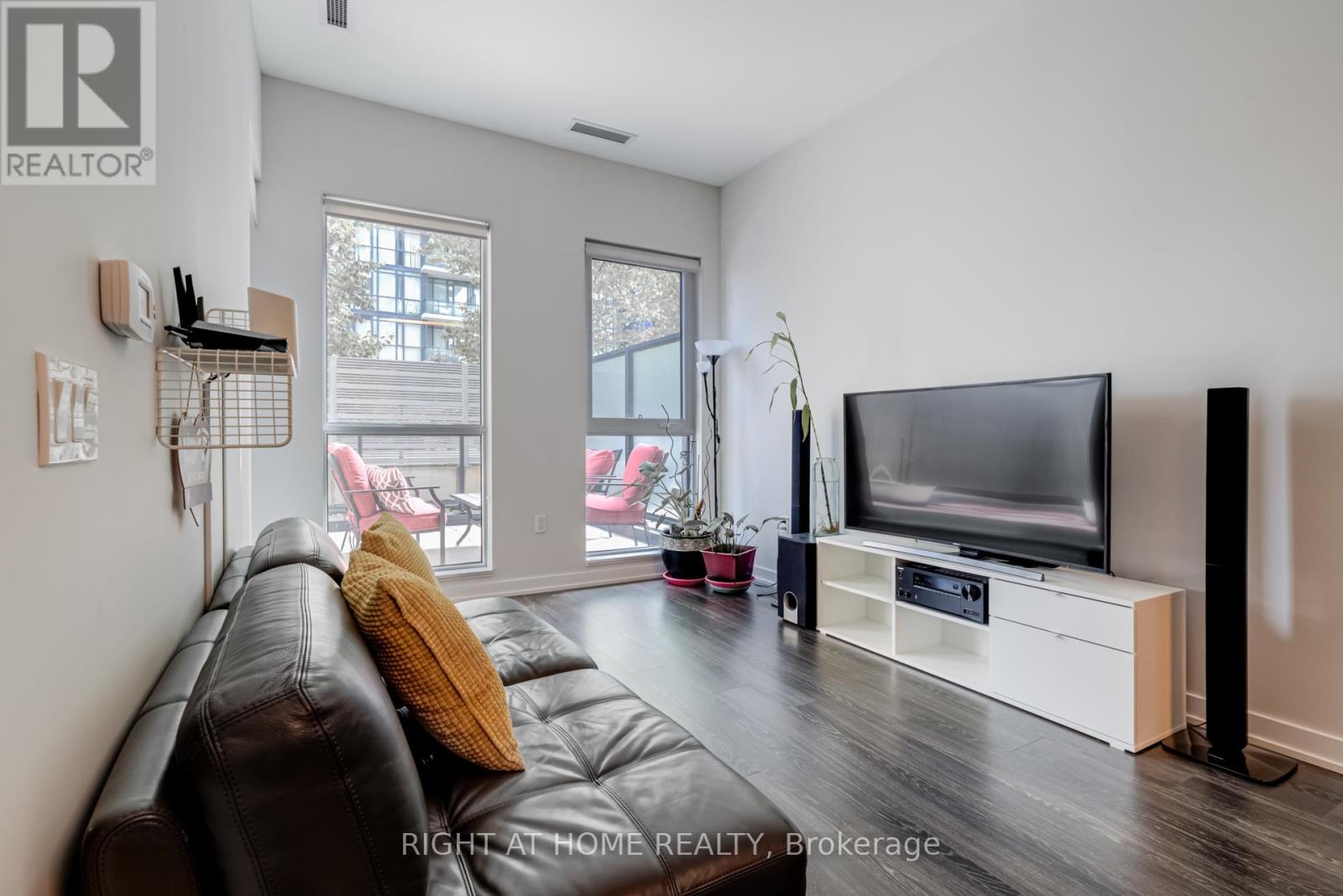 505 - 4085 Parkside Village Drive, Mississauga, Ontario  L5B 0K9 - Photo 11 - W12736158