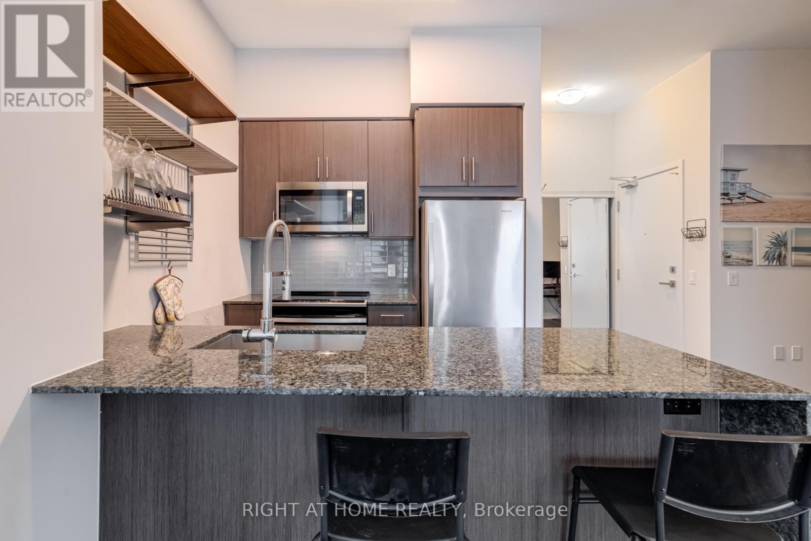 505 - 4085 Parkside Village Drive, Mississauga, Ontario  L5B 0K9 - Photo 7 - W12736158