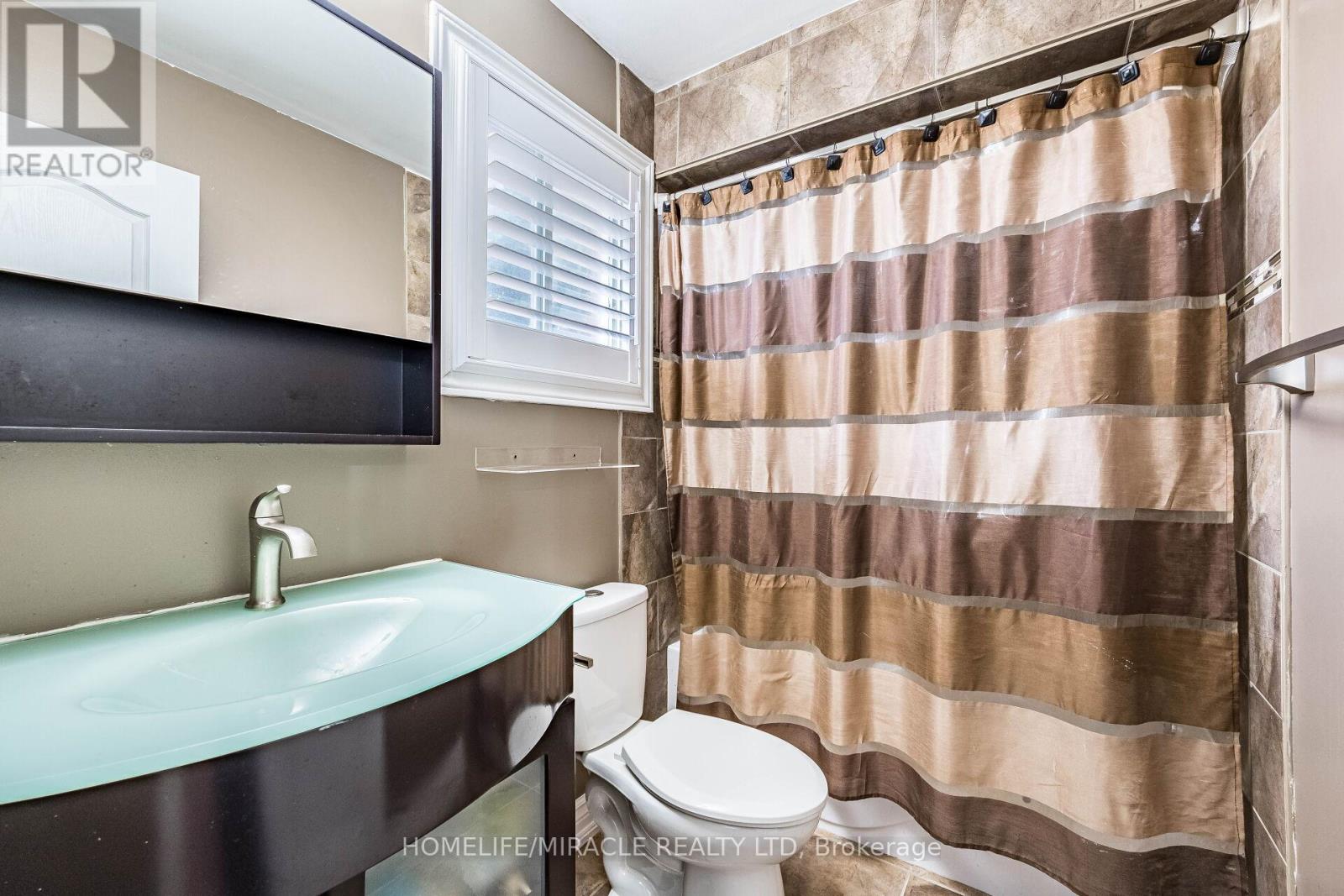 9 Ballycastle Crescent, Brampton, Ontario  L6Z 2V6 - Photo 31 - W12736164