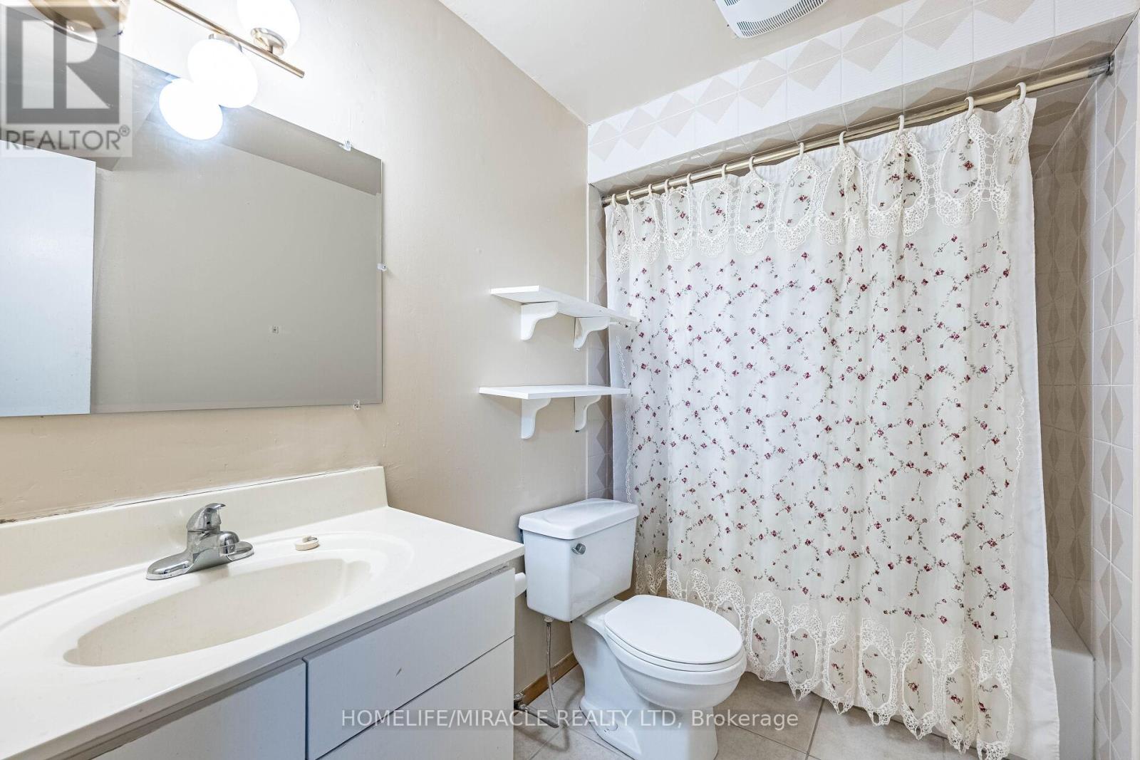 9 Ballycastle Crescent, Brampton, Ontario  L6Z 2V6 - Photo 46 - W12736164