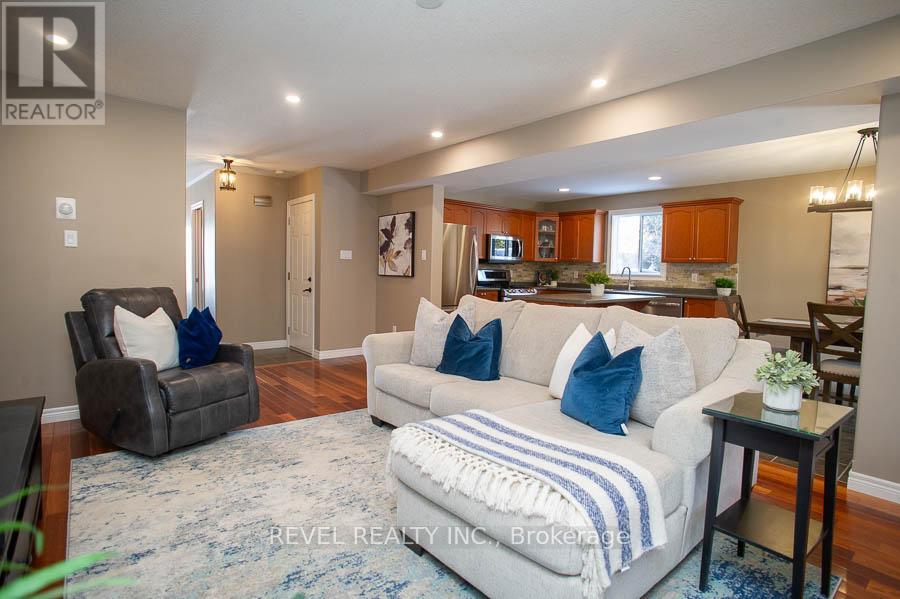 18 Gaal Court, Brantford, Ontario  N3T 6R5 - Photo 10 - X12736040