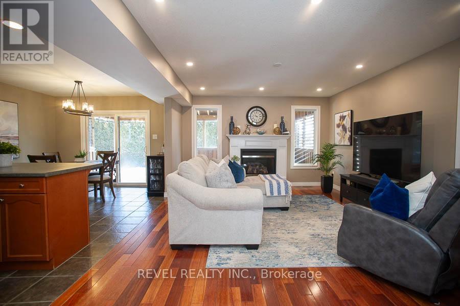 18 Gaal Court, Brantford, Ontario  N3T 6R5 - Photo 7 - X12736040