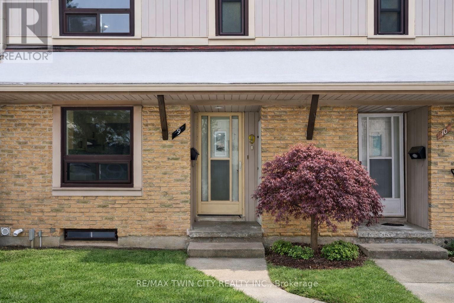 9 - 280 THALER AVENUE, Kitchener, Ontario