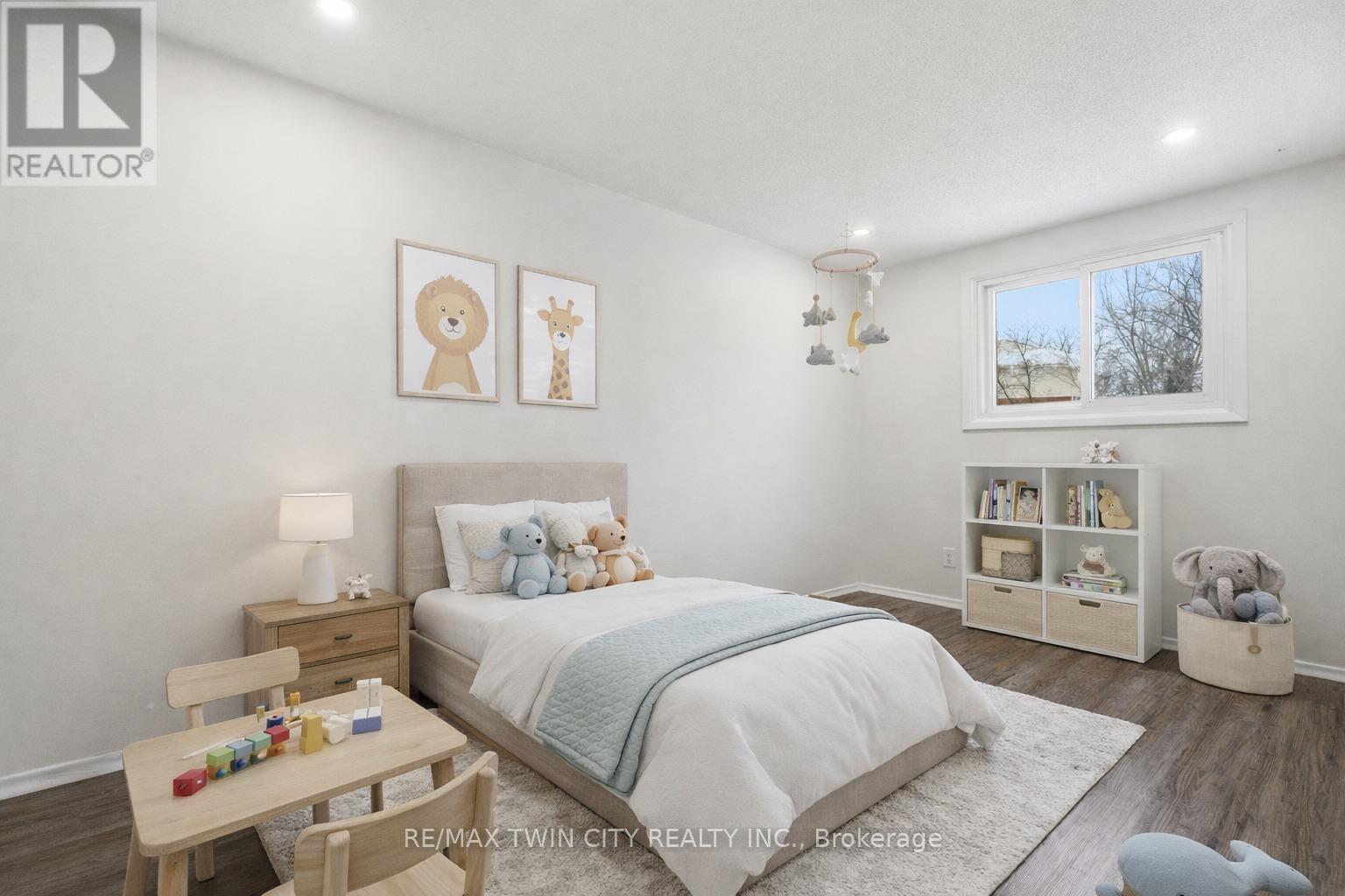 9 - 280 Thaler Avenue, Kitchener, Ontario  N2A 1R6 - Photo 22 - X12736134