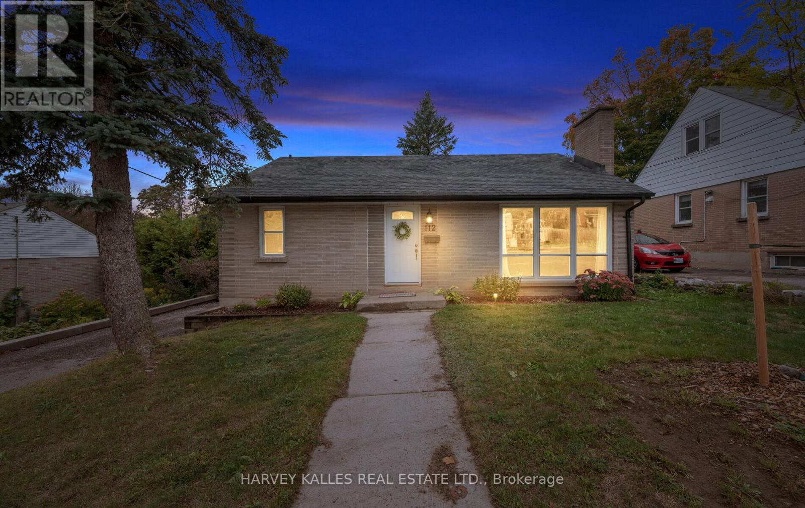 112 Dumble Avenue, Peterborough, Ontario  K9H 5A8 - Photo 2 - X12736176