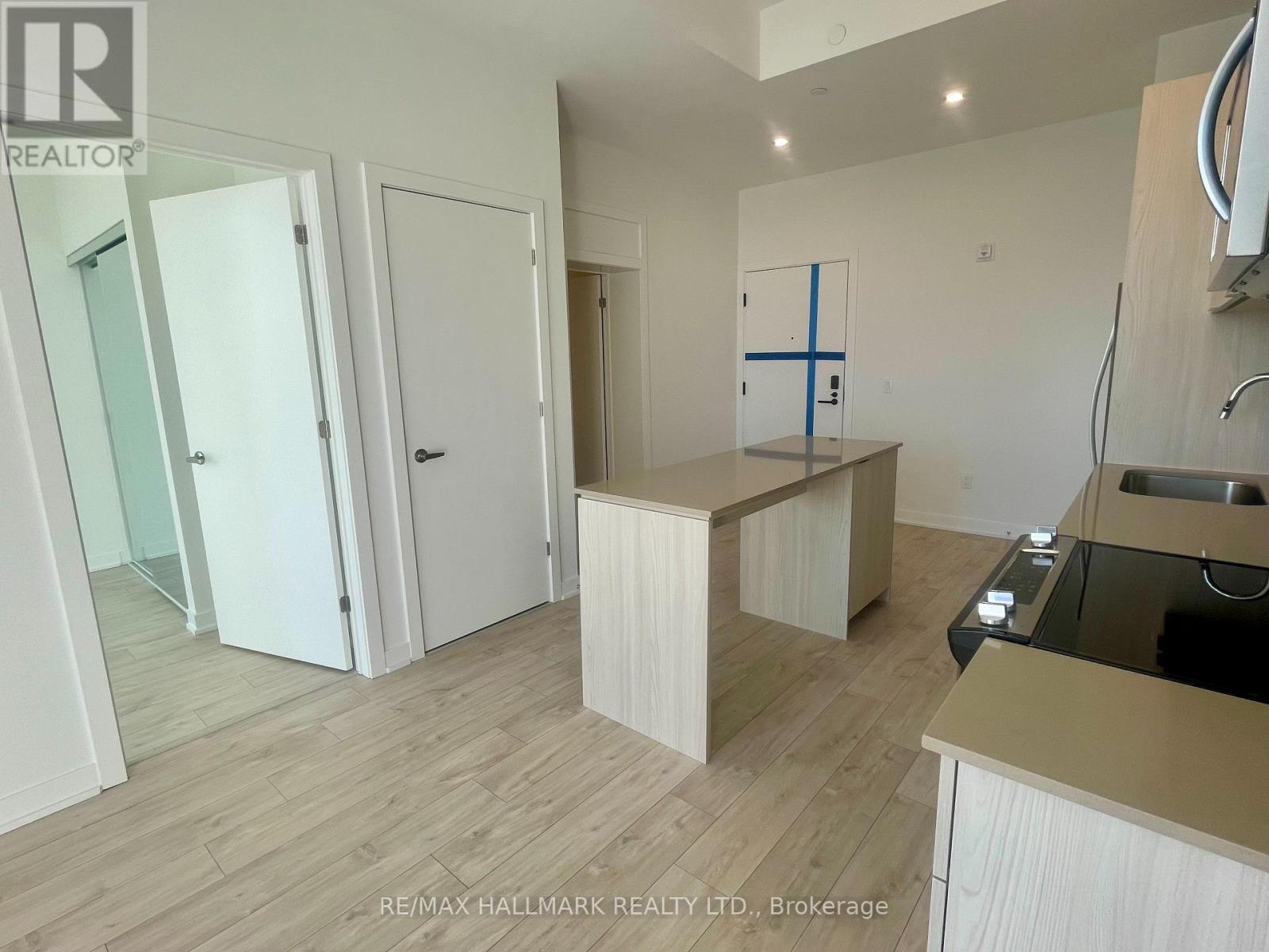 816 - 770 Whitlock Avenue, Milton, Ontario  L9E 1S2 - Photo 4 - W12730800