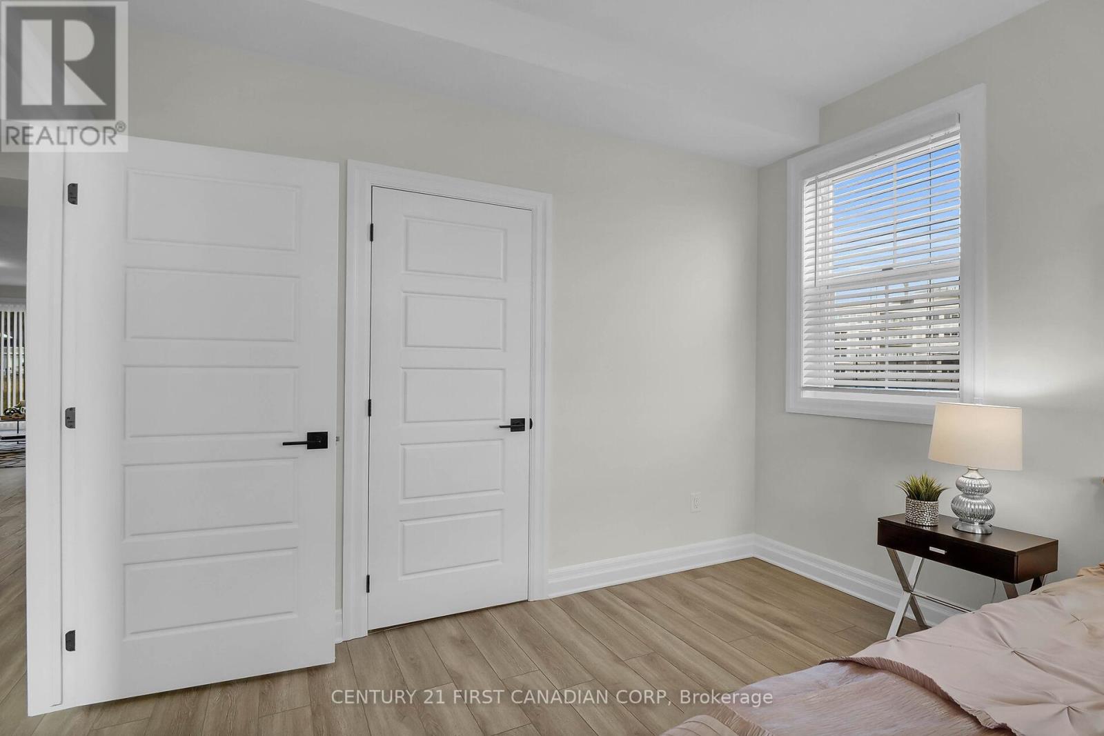 403 Breakwater Boulevard, Central Elgin, Ontario  N5L 0B5 - Photo 9 - X12173868