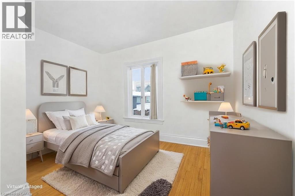 180 Emerald Street S, Hamilton, Ontario  L8N 2V7 - Photo 3 - 40800667