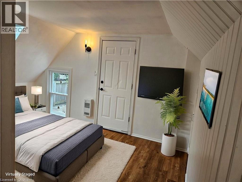 180 Emerald Street S, Hamilton, Ontario  L8N 2V7 - Photo 4 - 40800667