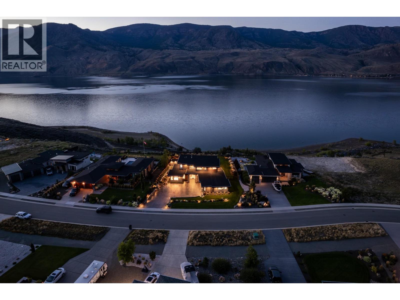 338 Rue Cheval Noir, Kamloops, British Columbia  V1S 0G2 - Photo 2 - 10374105