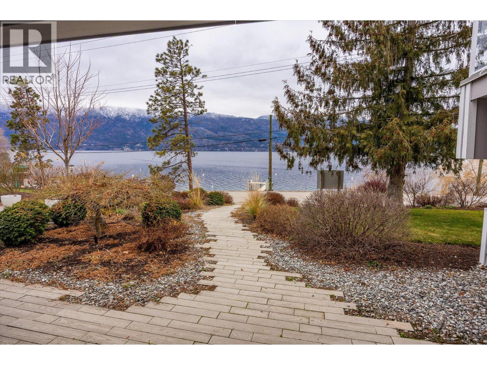 11491 Okanagan Centre Road W, Lake Country, British Columbia  V4V 2H2 - Photo 2 - 10373851
