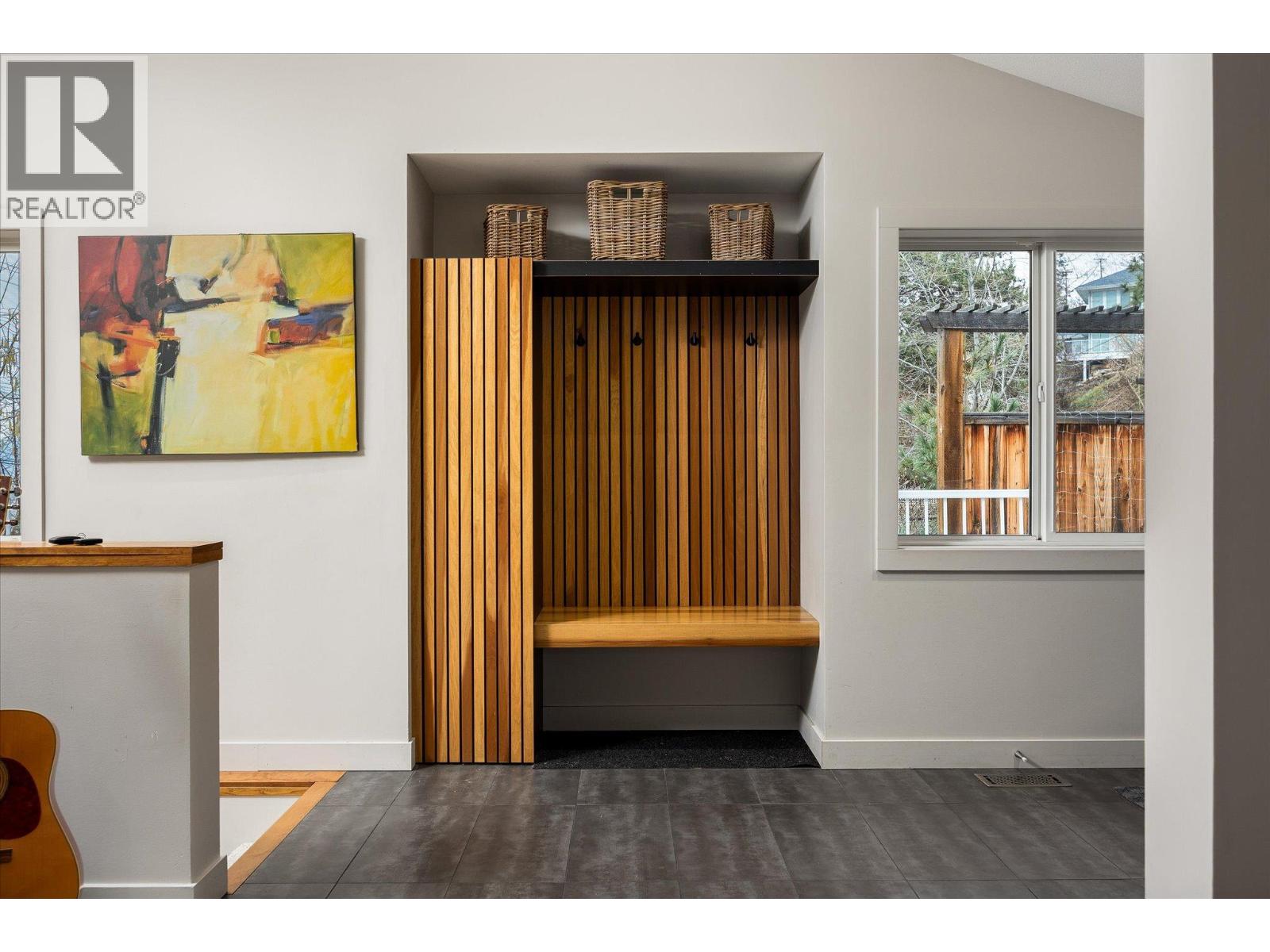 11491 Okanagan Centre Road W, Lake Country, British Columbia  V4V 2H2 - Photo 5 - 10373851