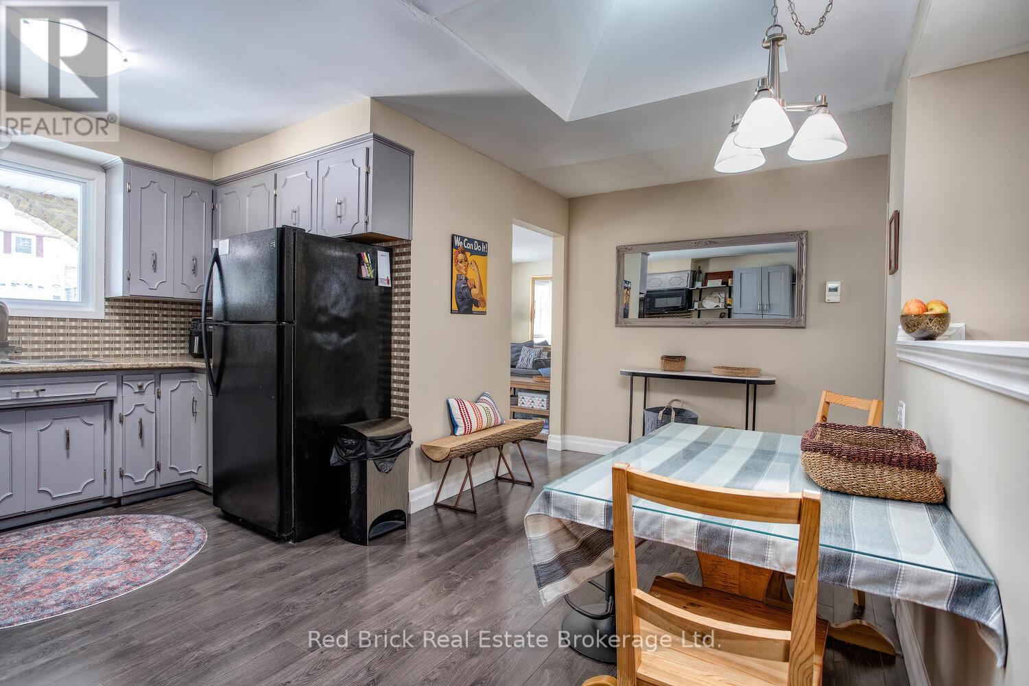 235 Wellington Street, Centre Wellington, Ontario  N1M 3E1 - Photo 13 - X12736264