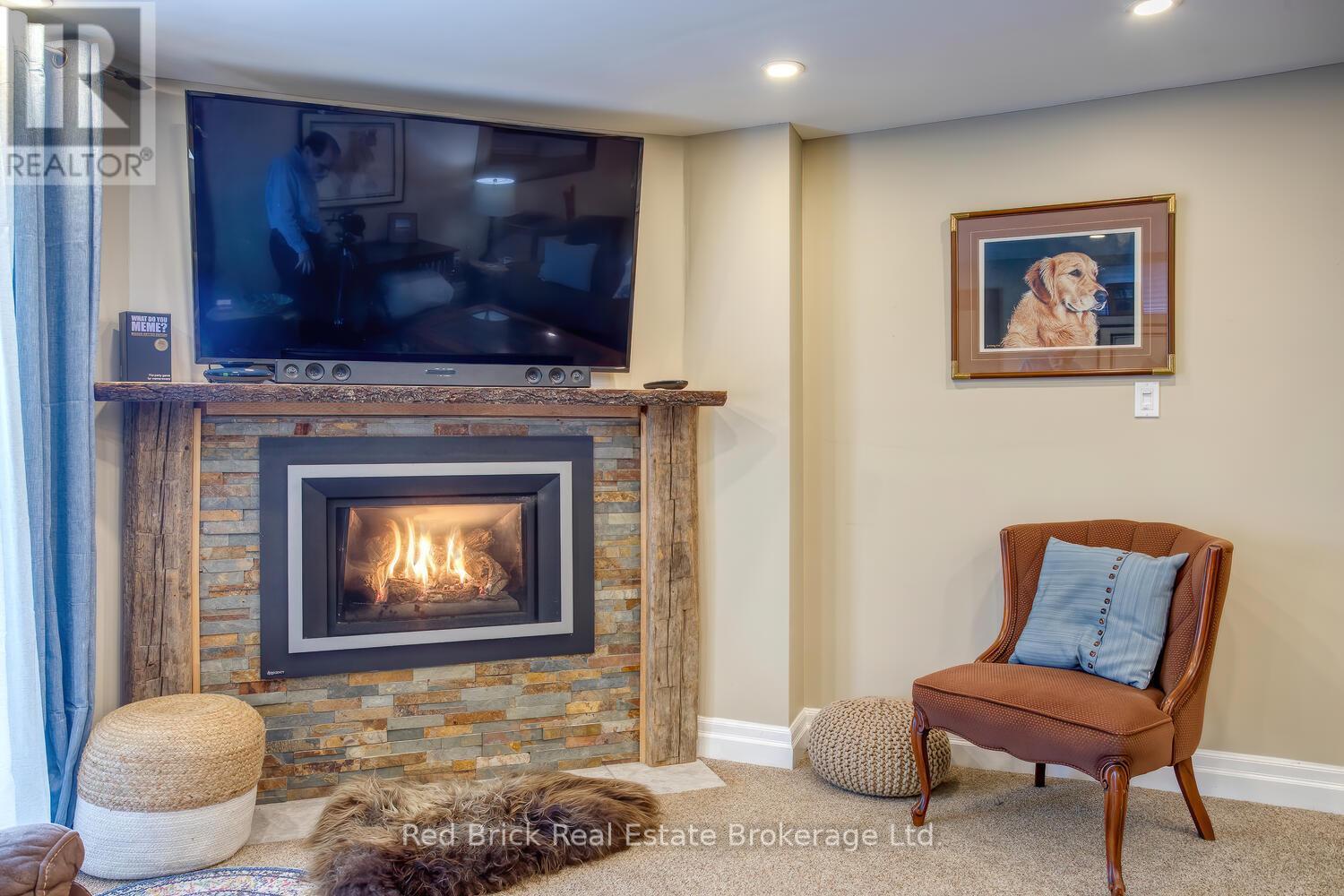 235 Wellington Street, Centre Wellington, Ontario  N1M 3E1 - Photo 31 - X12736264