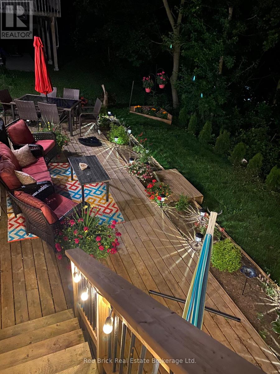 235 Wellington Street, Centre Wellington, Ontario  N1M 3E1 - Photo 45 - X12736264