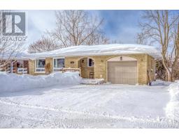 235 WELLINGTON STREET, centre wellington (fergus), Ontario