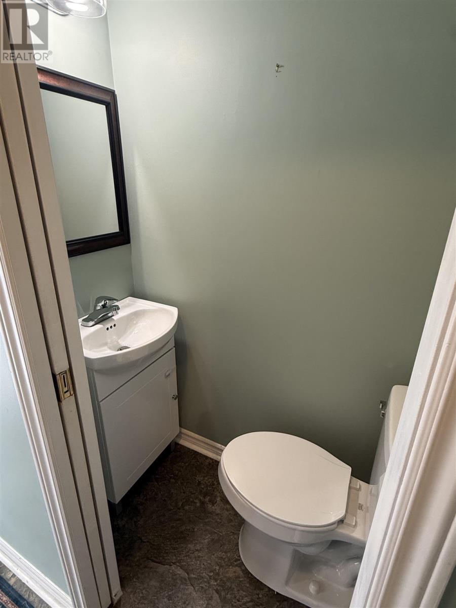 9 Frame Cres, Elliot Lake, Ontario  P5A 2S4 - Photo 13 - SM260082