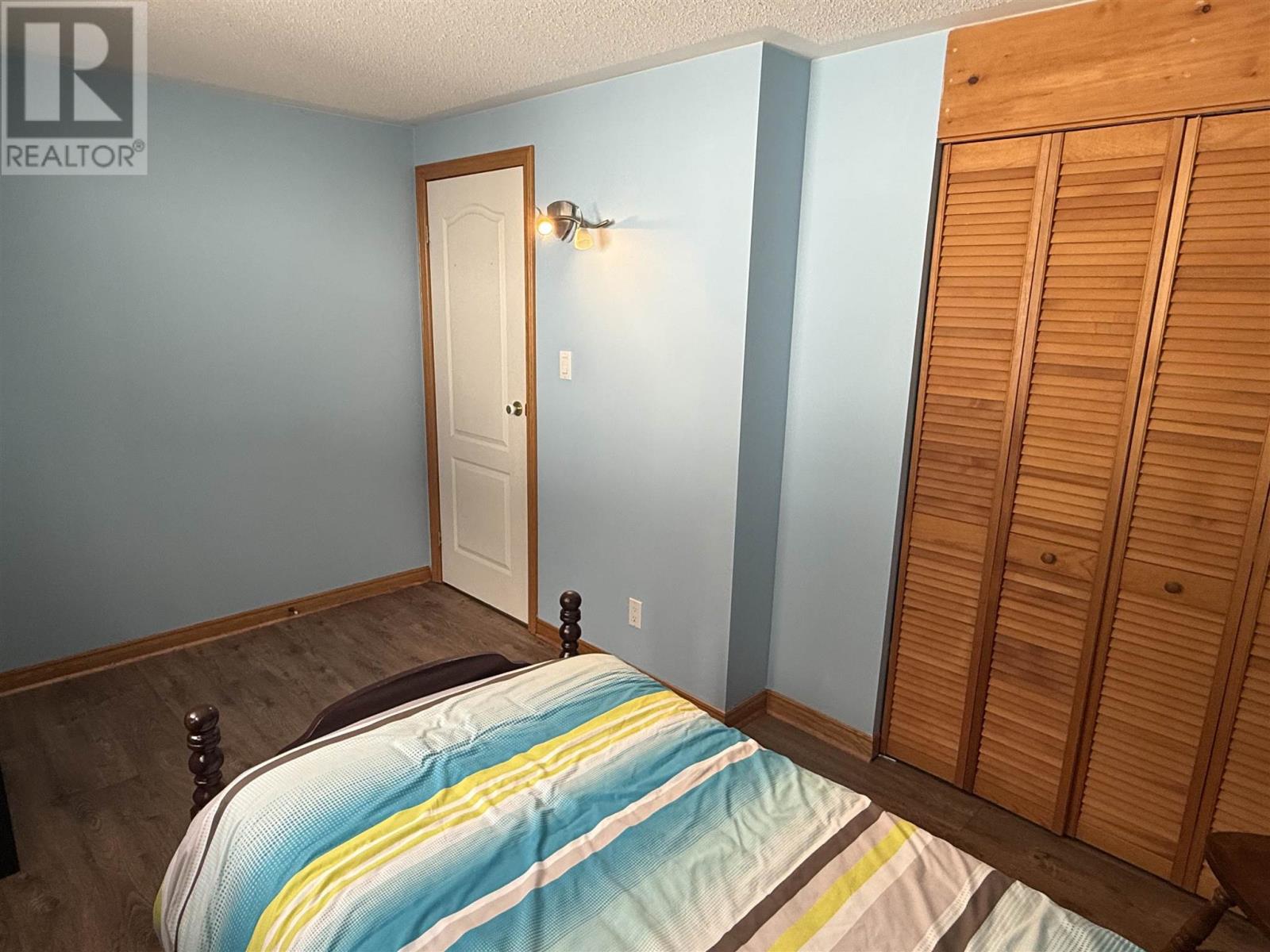 30 Axmith Ave, Elliot Lake, Ontario  P5A 1B7 - Photo 31 - SM260186