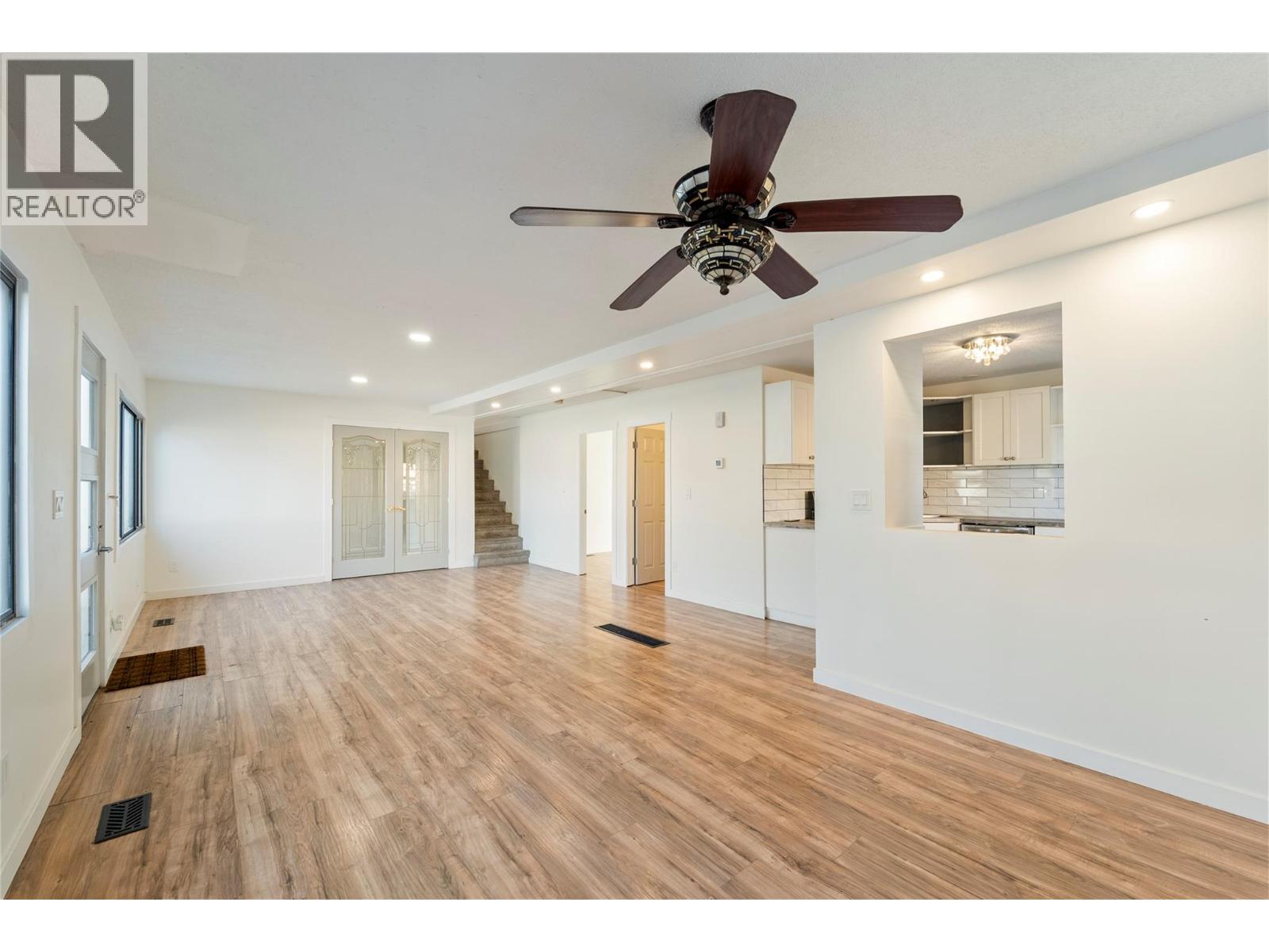 230 FAIRVIEW Avenue Kamloops Photo 6