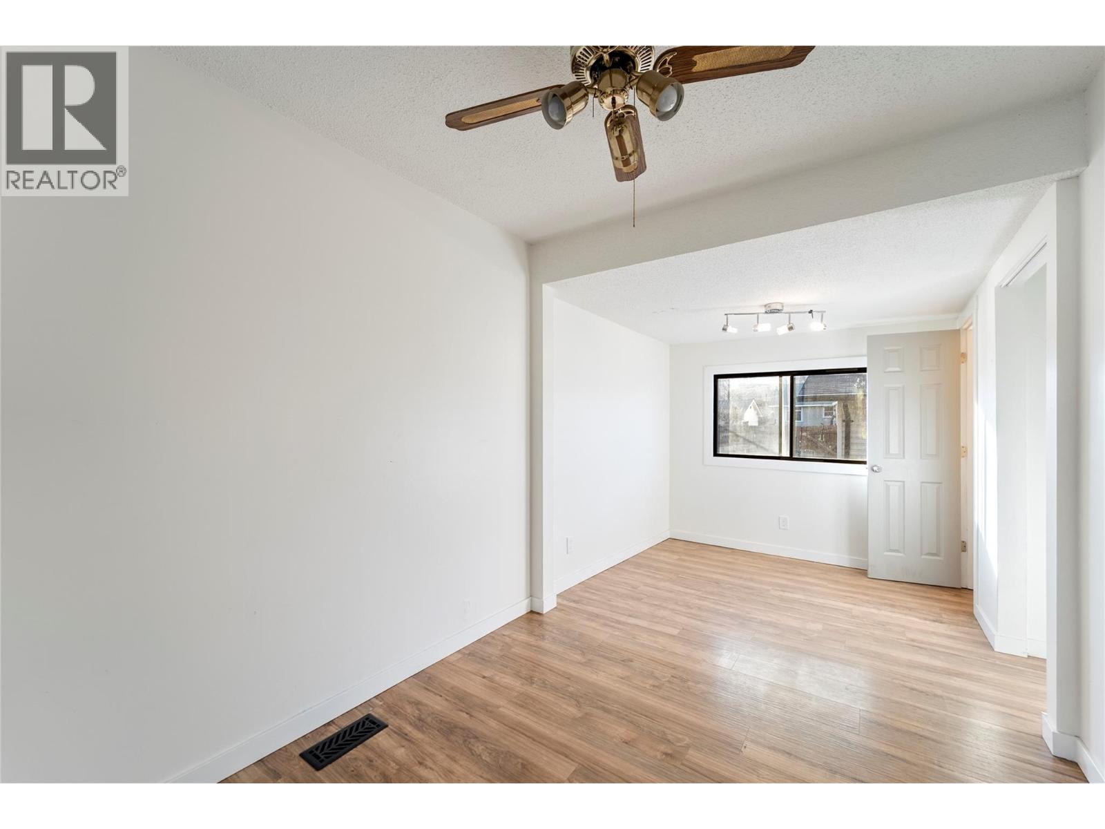 230 FAIRVIEW Avenue Kamloops Photo 19