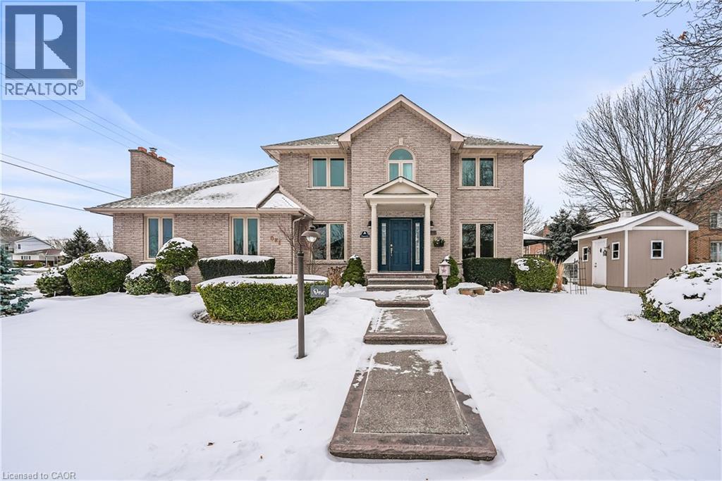 1 SHORELINE Crescent, Grimsby, Ontario