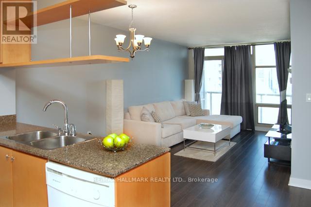 2208 - 35 Mariner Terrace, Toronto, Ontario  M5V 3V9 - Photo 6 - C12736076