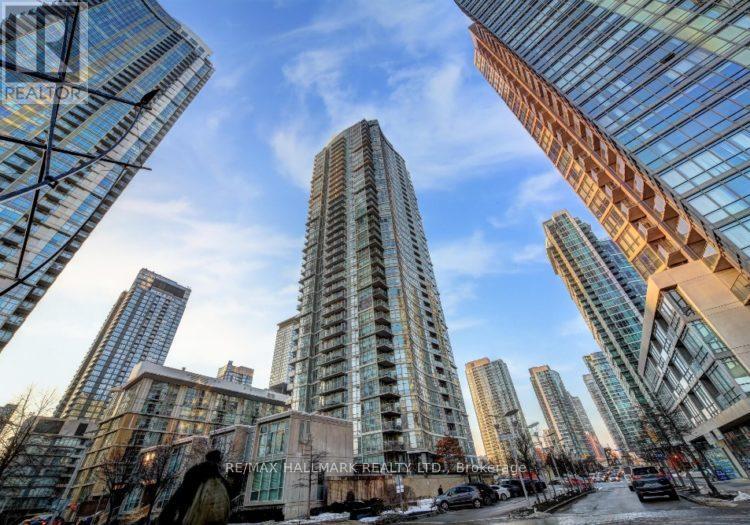 2208 - 35 Mariner Terrace, Toronto, Ontario  M5V 3V9 - Photo 32 - C12736076