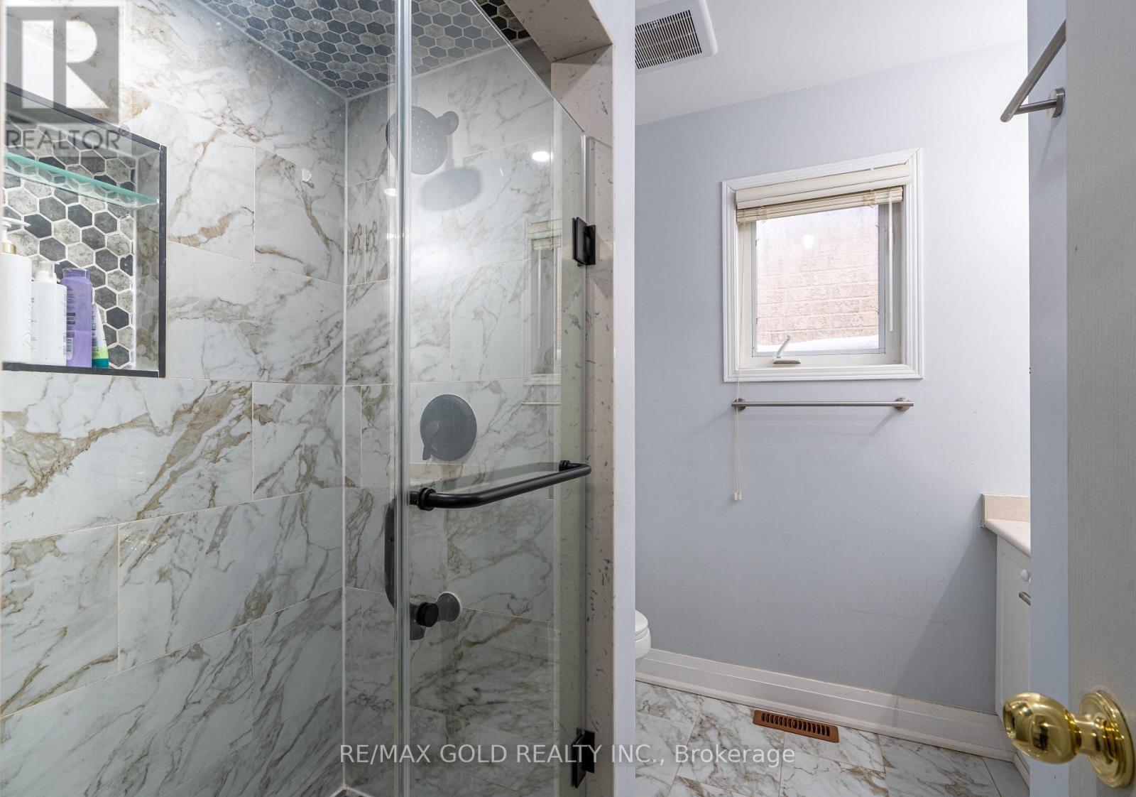 28 Earth Star Trail, Brampton, Ontario  L6R 2P3 - Photo 24 - W12733548