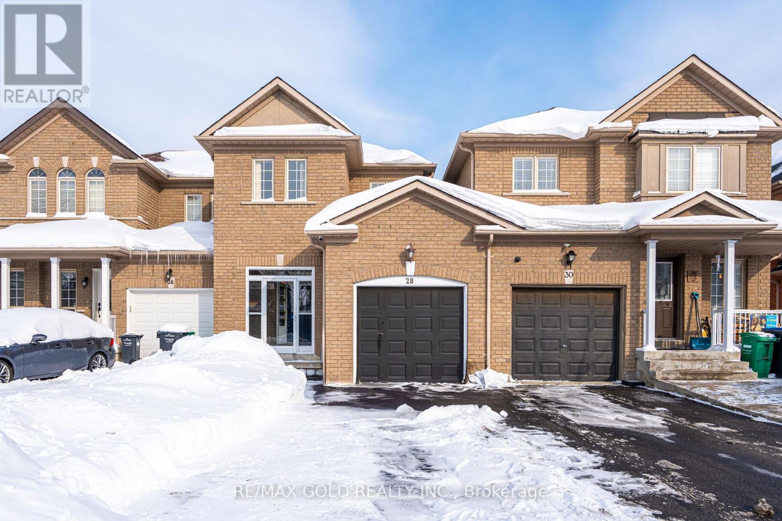 28 Earth Star Trail, Brampton, Ontario  L6R 2P3 - Photo 2 - W12733548