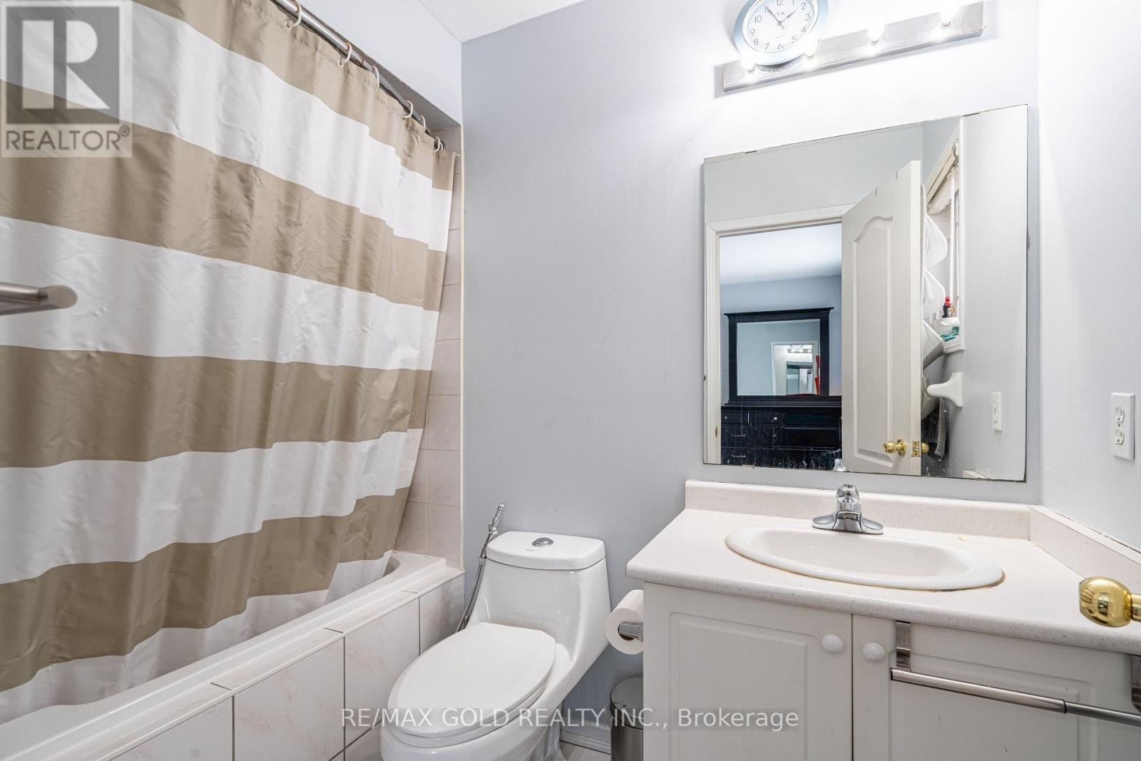 28 Earth Star Trail, Brampton, Ontario  L6R 2P3 - Photo 20 - W12733548