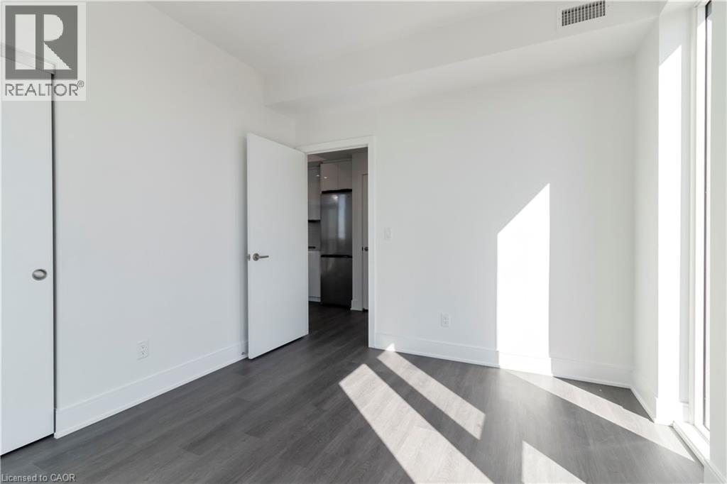 25 Wellington Street S Unit# 2403, Kitchener, Ontario  N2G 0G5 - Photo 17 - 40790397