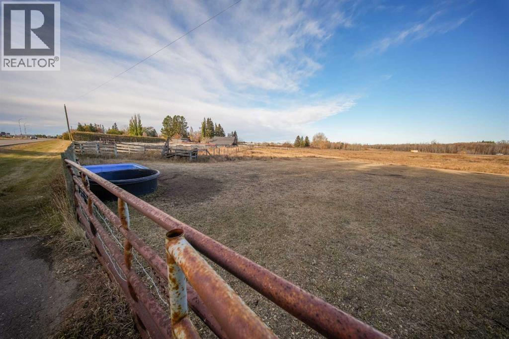 39440 C&e Trail, Blackfalds, Alberta  T0M 0J0 - Photo 3 - A2266552