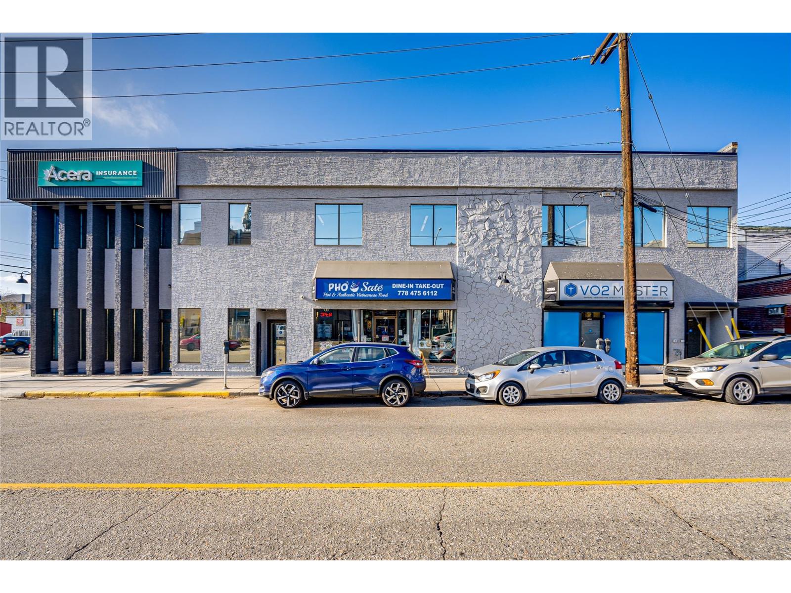 3301 Coldstream Avenue, Vernon, British Columbia  V1T 1Y1 - Photo 2 - 10371807