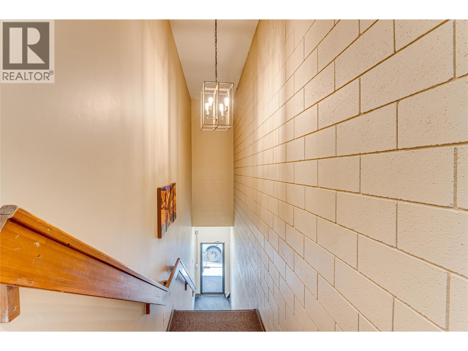 3301 Coldstream Avenue, Vernon, British Columbia  V1T 1Y1 - Photo 21 - 10371807