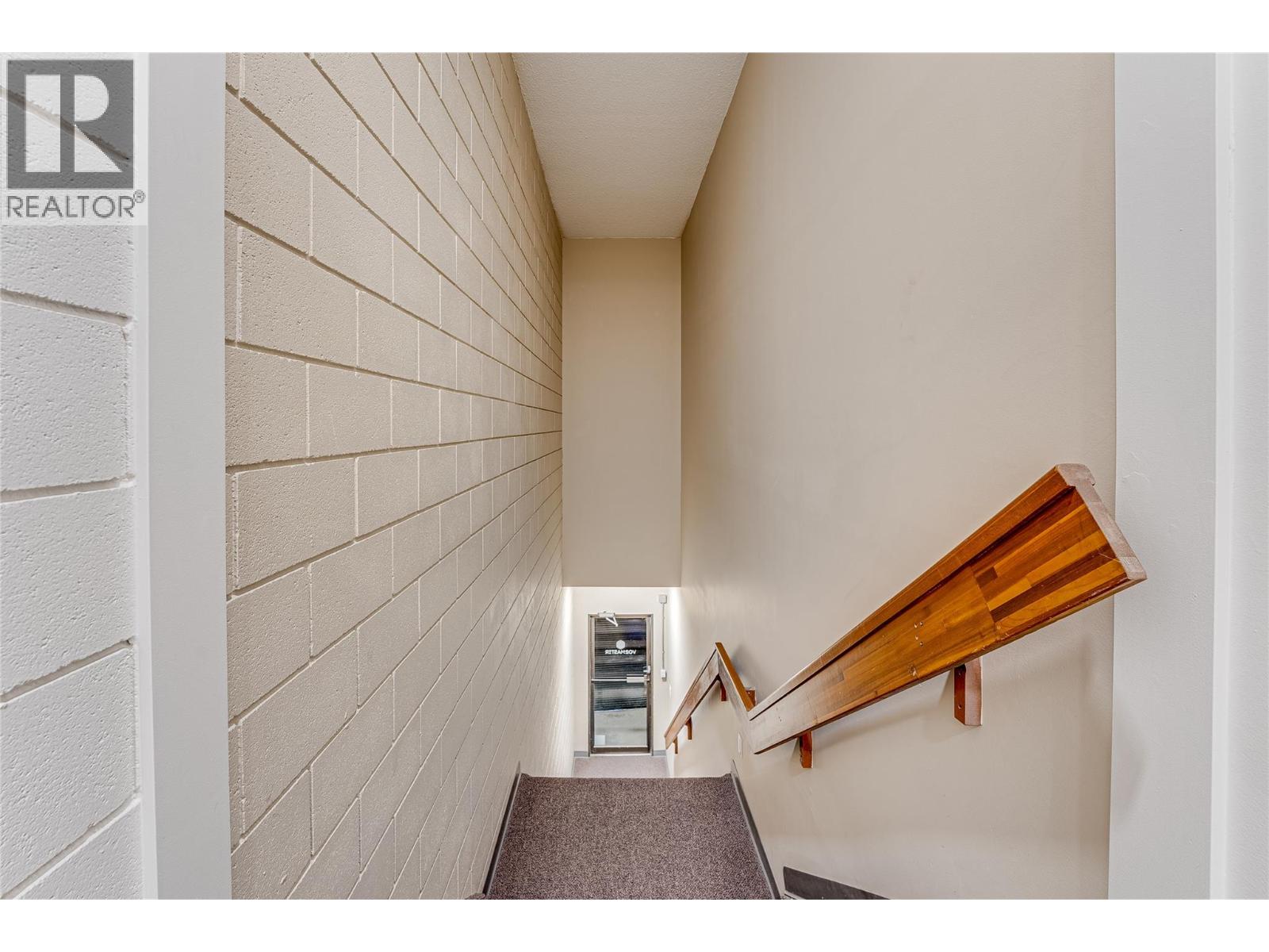 3301 Coldstream Avenue, Vernon, British Columbia  V1T 1Y1 - Photo 27 - 10371807